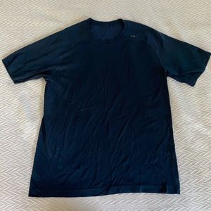 LuluLemon Vent Tech Shirt